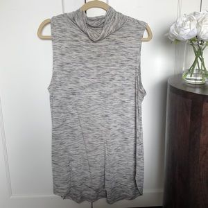 Ann Taylor Loft Gray Top, L
